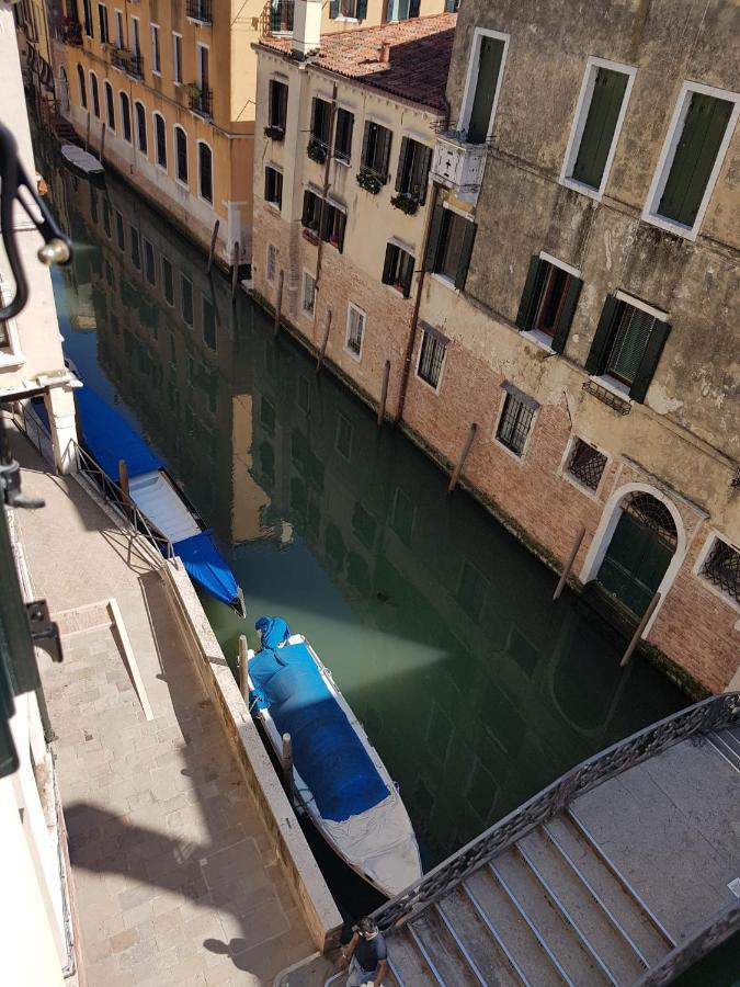 Ca' Cappello Venice Apartment 2 With Canal View Exterior foto