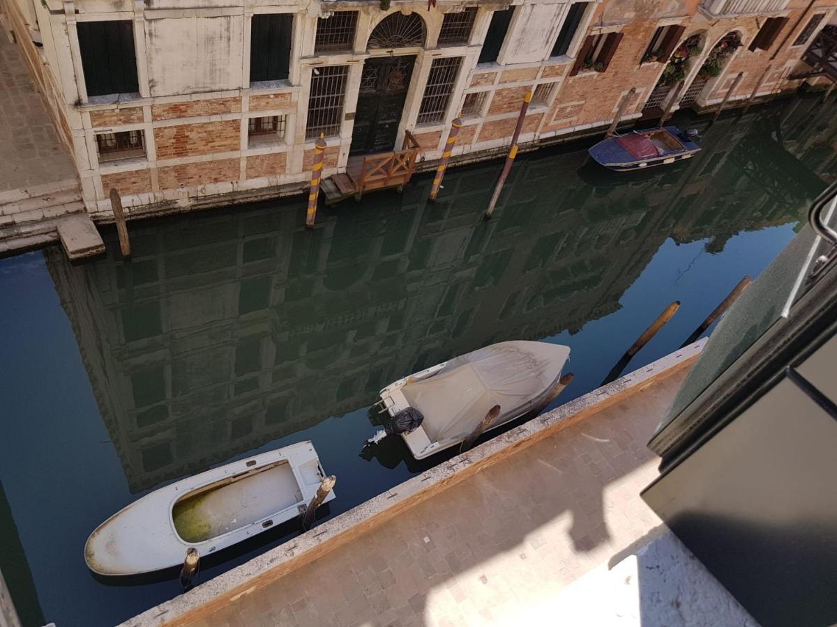 Ca' Cappello Venice Apartment 2 With Canal View Exterior foto